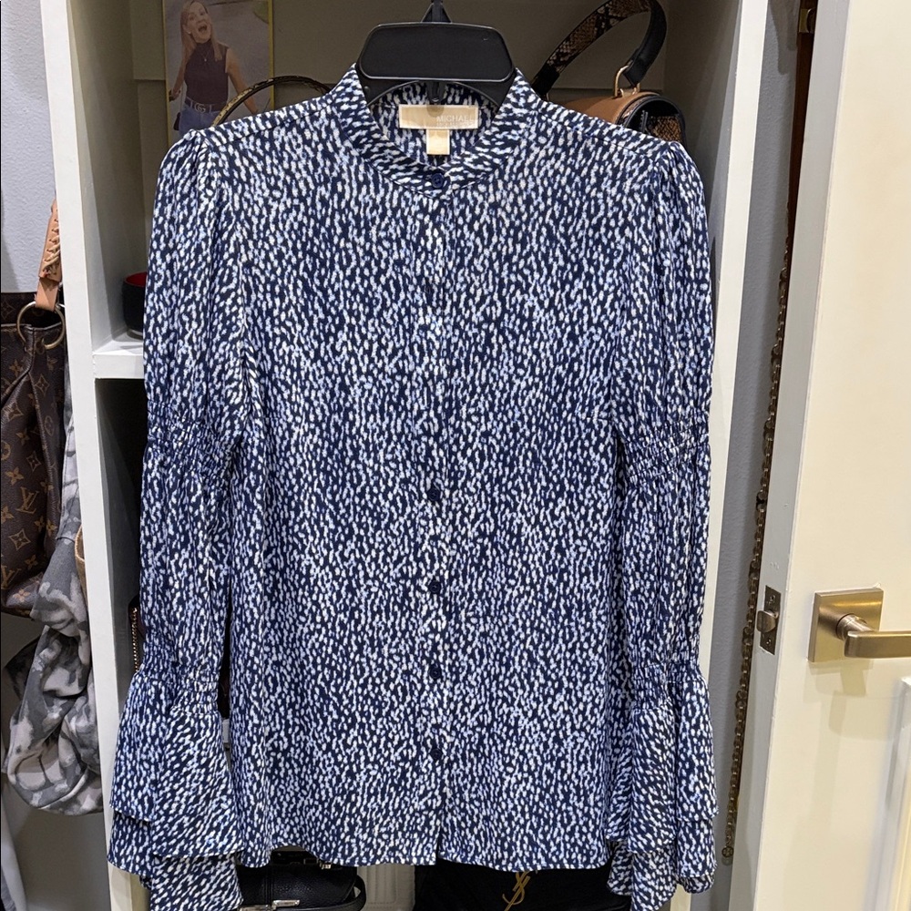 MICHAEL Michael Kors Navy and White Knit Blouse. XS.